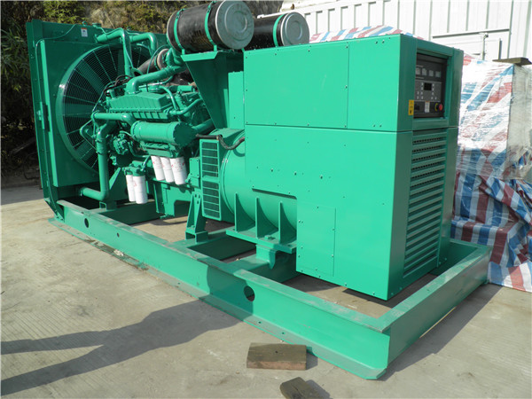 淄博发电车出租-柴油发电机组在使用的过程中应该做好哪些防护工作