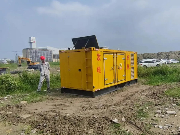 淄博冬季低温环境下，发电机组启动电瓶的容量需求是否会增加？